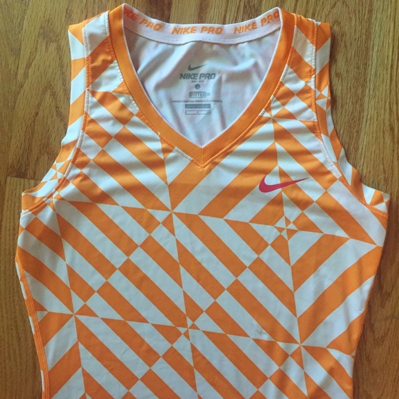 NIKE Pro Dri-Fit Athletic Tank Top - Picture 1 of 6
